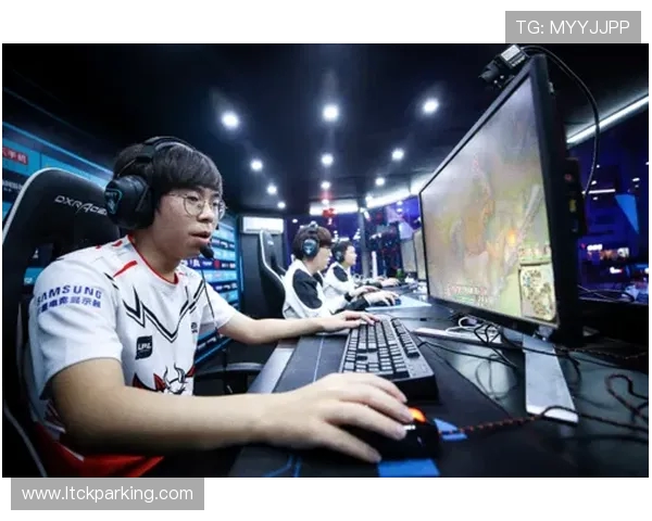 DOTA2热议：JDG战队实力之争引发玩家热烈讨论与思考